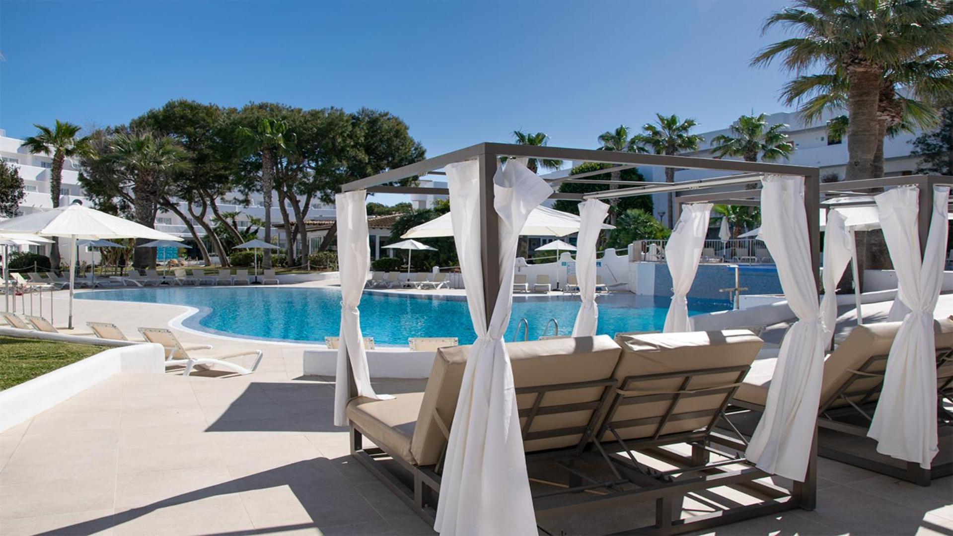 Aparthotel Bluesea Club Martha'S Cala D´Or Esterno foto