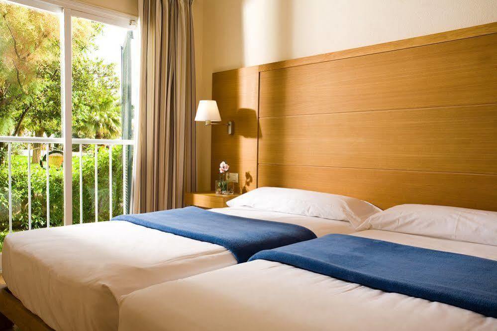 Aparthotel Bluesea Club Martha'S Cala D´Or Esterno foto