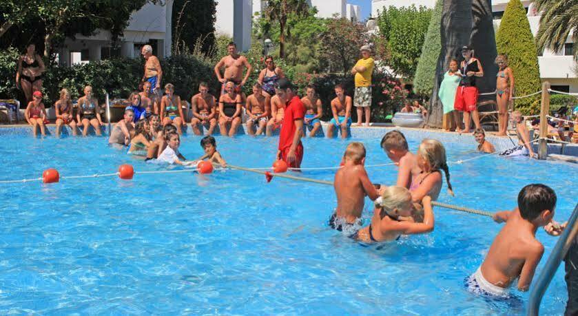 Aparthotel Bluesea Club Martha'S Cala D´Or Esterno foto